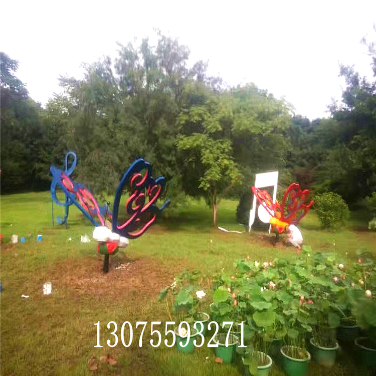 徐州雕塑公司簡(jiǎn)述戶(hù)外鑄銅雕塑怎么選擇