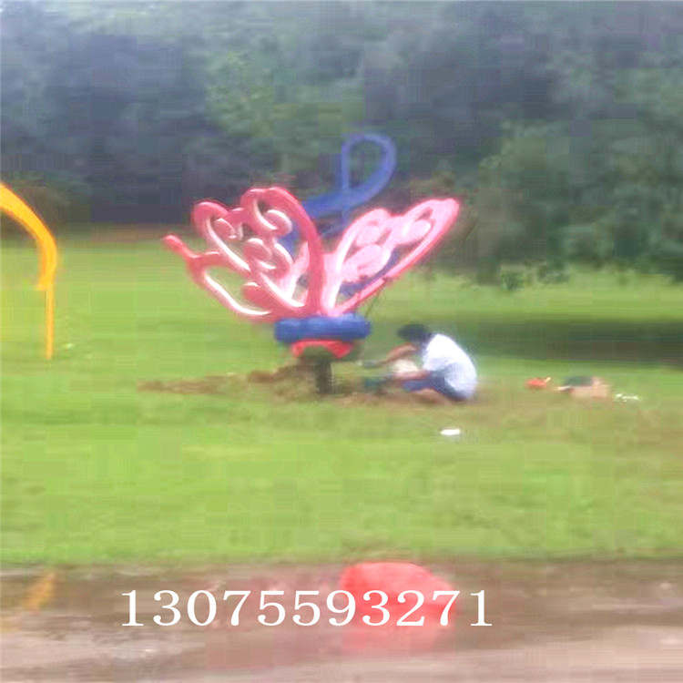 徐州雕塑公司：鑄銅獅哪個悠久？